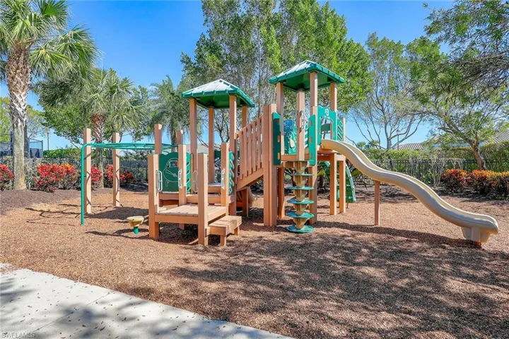 8091  Calle Canovas  ST, Naples, FL 34114