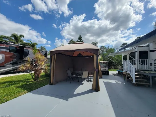 5927  Brightwood  DR, Fort Myers, FL 33905