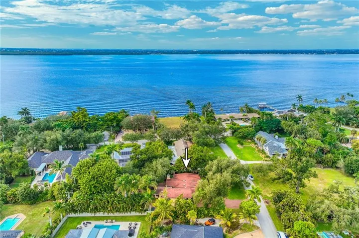 1250  Florida  AVE, Fort Myers, FL 33901