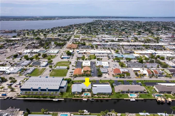 Welcome to PARADISE Living at MARINA 46 YOUR WATERFRONT OASIS in SE CAPECORAL!*