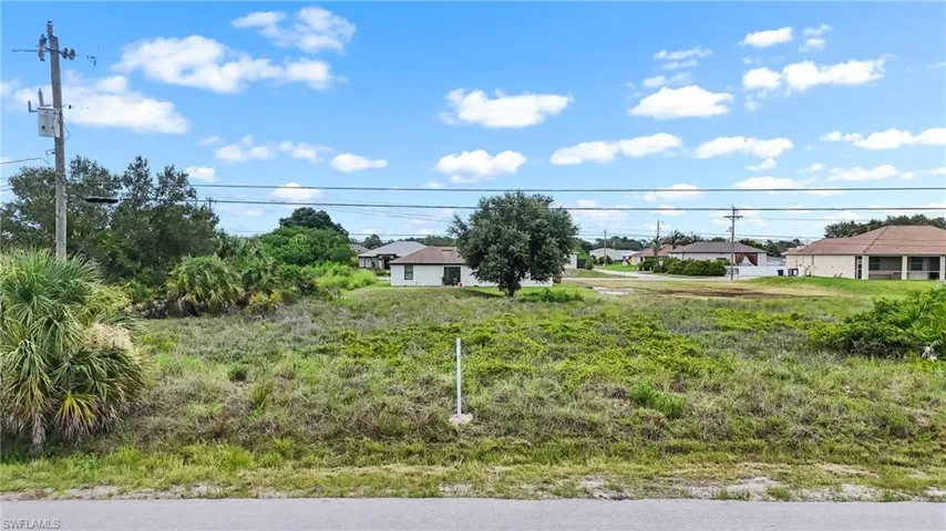 4212 9th St Sw, Lehigh Acres, Florida 33976