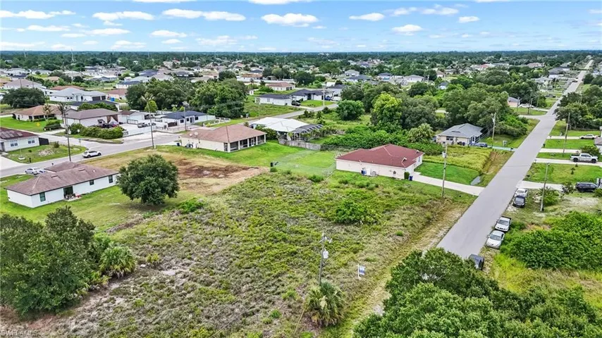 4212 9th St Sw, Lehigh Acres, Florida 33976