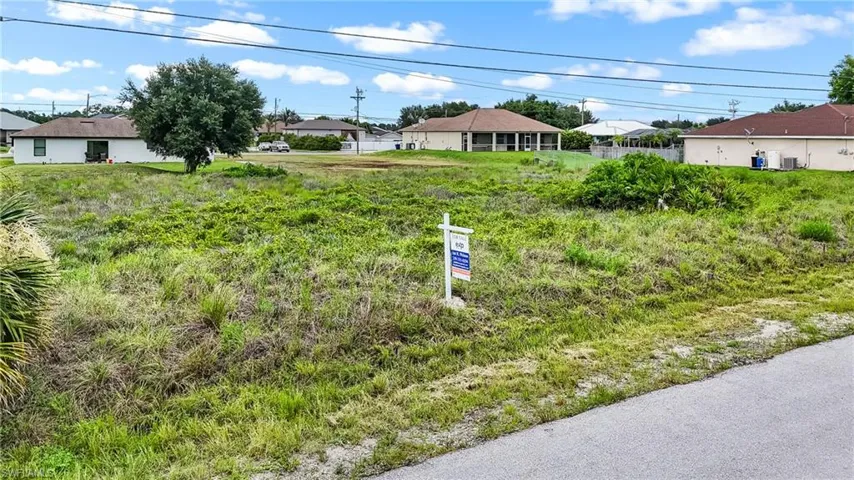 4212 9th St Sw, Lehigh Acres, Florida 33976