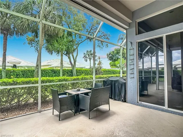 19372 Silver Oak Dr, Estero, Florida 33967