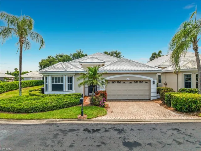 19372  Silver Oak  DR, Estero, FL 33967