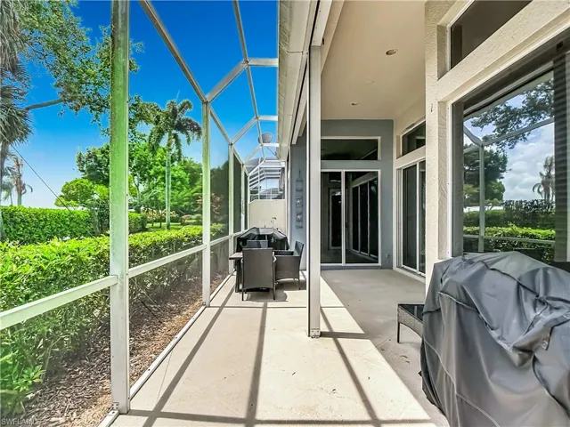 19372 Silver Oak Dr, Estero, Florida 33967