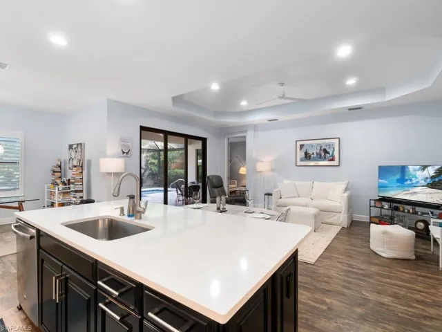 7671  Cypress Walk  DR, Fort Myers, FL 33966