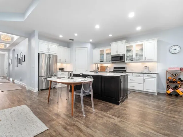 7671  Cypress Walk  DR, Fort Myers, FL 33966