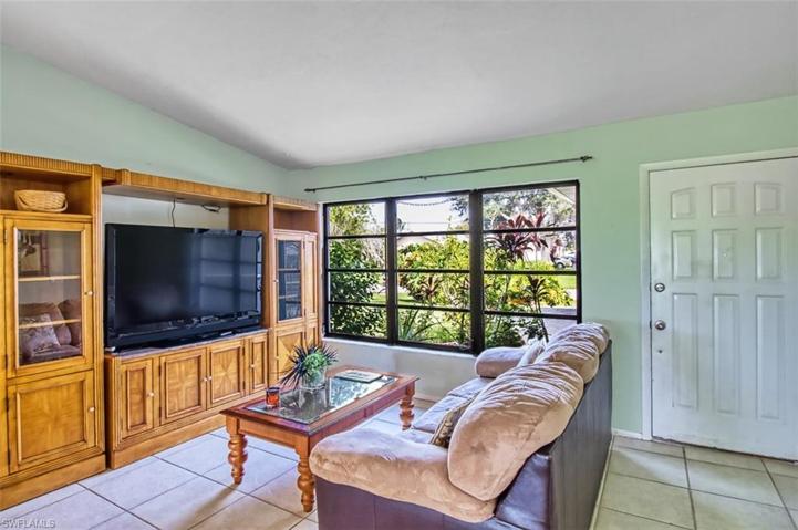 2014 NE Van Loon TER, CAPE CORAL FL 33909