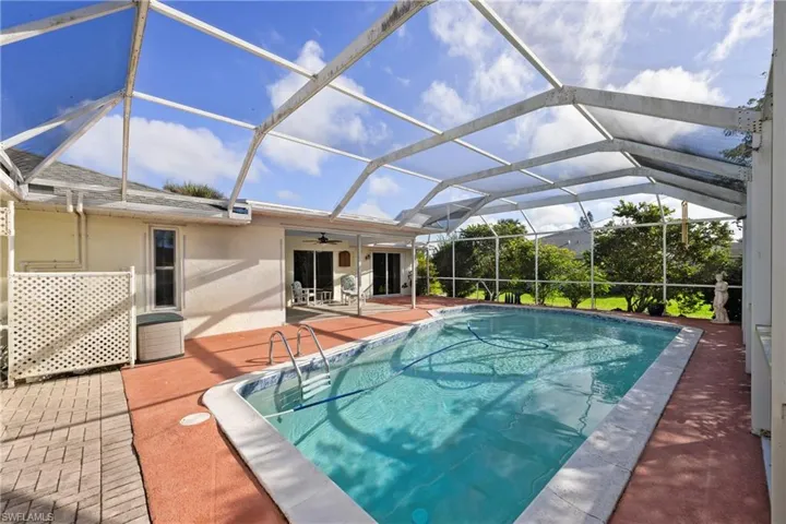 1539  Canal  ST, Lehigh Acres, FL 33936