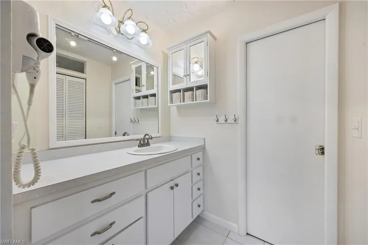 1539  Canal  ST, Lehigh Acres, FL 33936