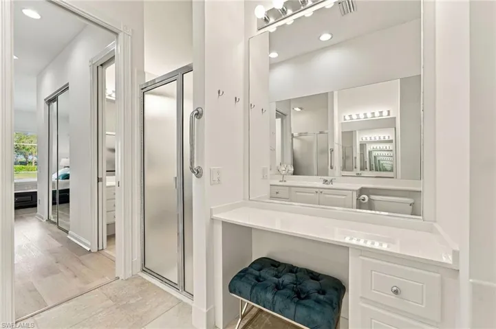 Master vanity