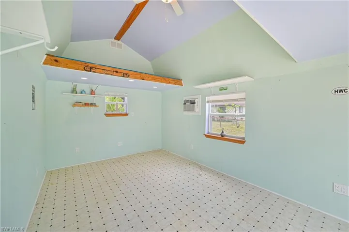 1318 SE 21st  LN, Cape Coral, FL 33990