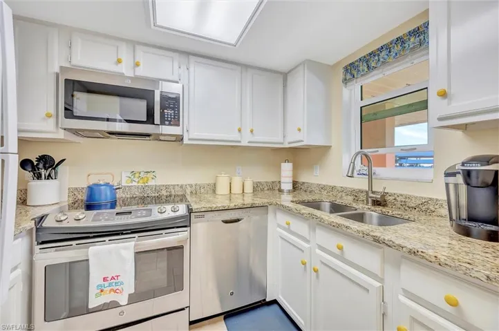 87 Collier Blvd P-15, Marco Island, Florida 34145