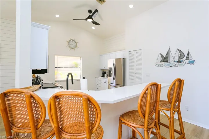 1394 Monarch Cir, Naples, Florida 34116