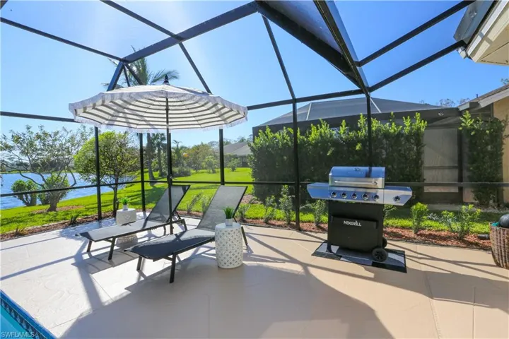 1394 Monarch Cir, Naples, Florida 34116