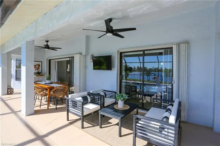 1394 Monarch Cir, Naples, Florida 34116