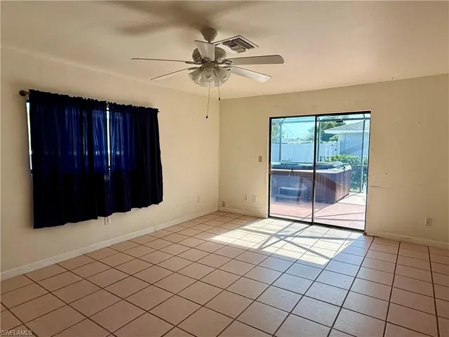 1204 Se 15th St, Cape Coral, Florida 33990