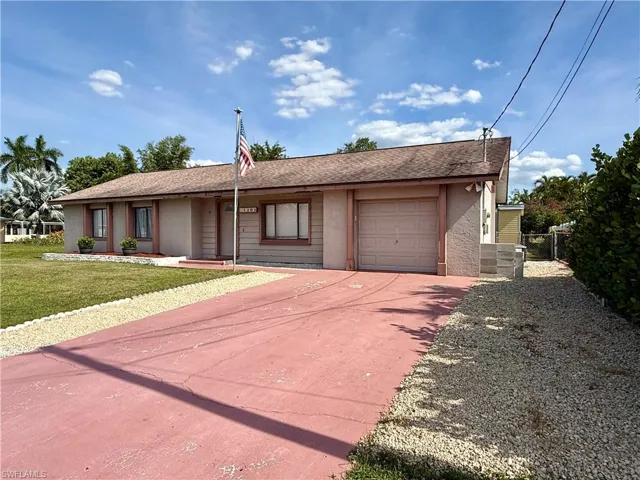 1204 Se 15th St, Cape Coral, Florida 33990