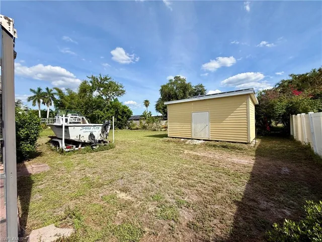 1204 Se 15th St, Cape Coral, Florida 33990