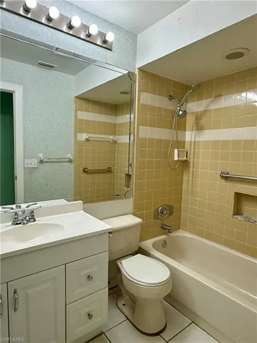 1204 Se 15th St, Cape Coral, Florida 33990