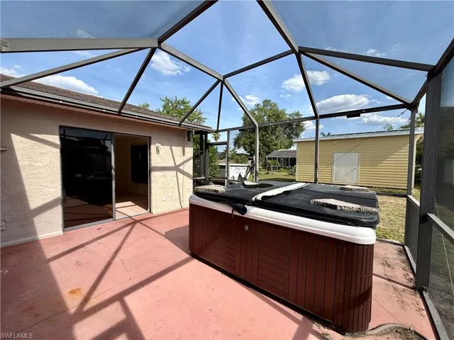 1204 Se 15th St, Cape Coral, Florida 33990
