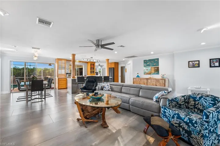 This open floorplan is perfect for entertaining!