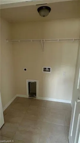 1609 Savona Pkwy W, Cape Coral, Florida 33914
