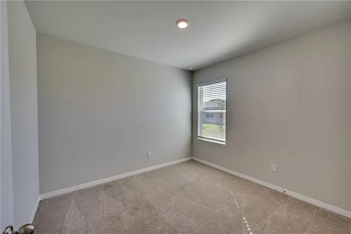 16512 Fire Coral Ln, North Fort Myers, Florida 33903