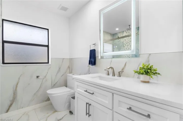 3424  Anton  CT, Naples, FL 34109