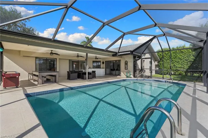 3424  Anton  CT, Naples, FL 34109