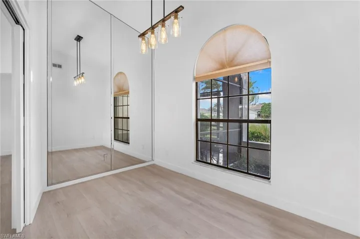 3424  Anton  CT, Naples, FL 34109