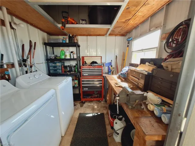 Shed, Workbench, Washer and Dryer