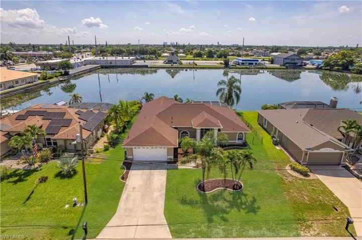 17 Se 15th Ave, Cape Coral, Florida 33990