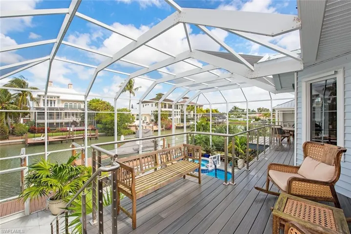 437 Trade Winds Ave, Naples, Florida 34108