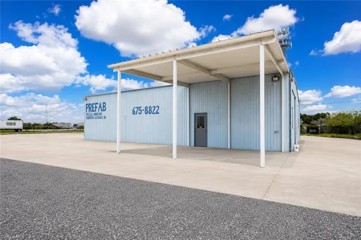 3091 Dellwood Ter, Labelle, Florida 33935