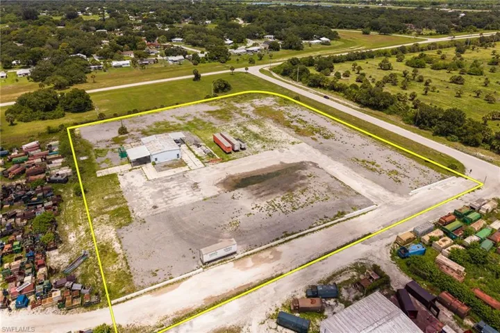 3091 Dellwood Ter, Labelle, Florida 33935
