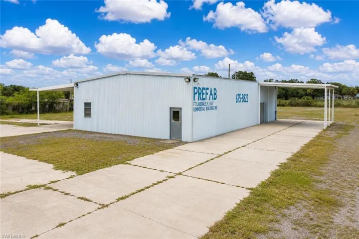 3091 Dellwood Ter, Labelle, Florida 33935