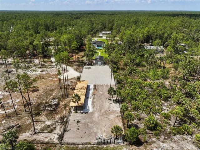 Bird's eye view of a heavily wooded area