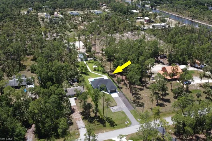 4014  12th SE AVE, Naples, FL 34117