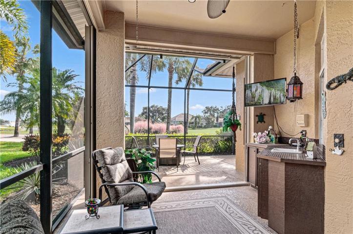 COVERED LANAI
