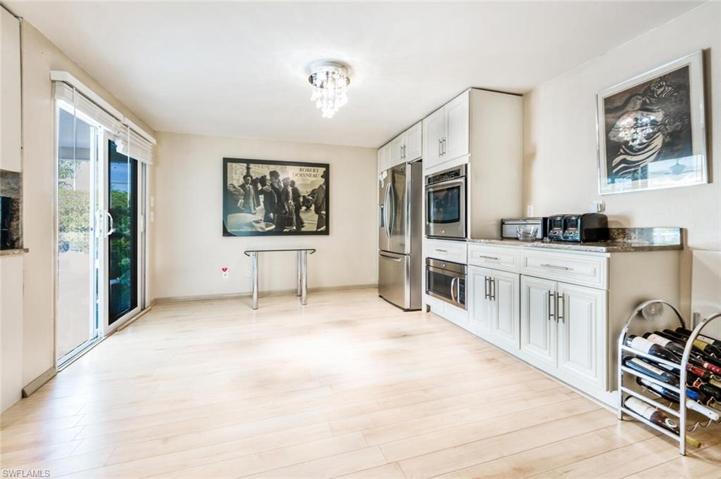 505  Landmark  DR, Naples, FL 34112
