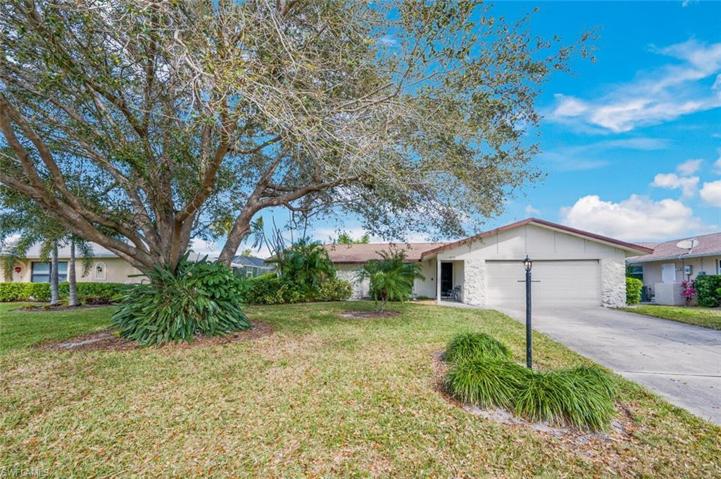 505  Landmark  DR, Naples, FL 34112