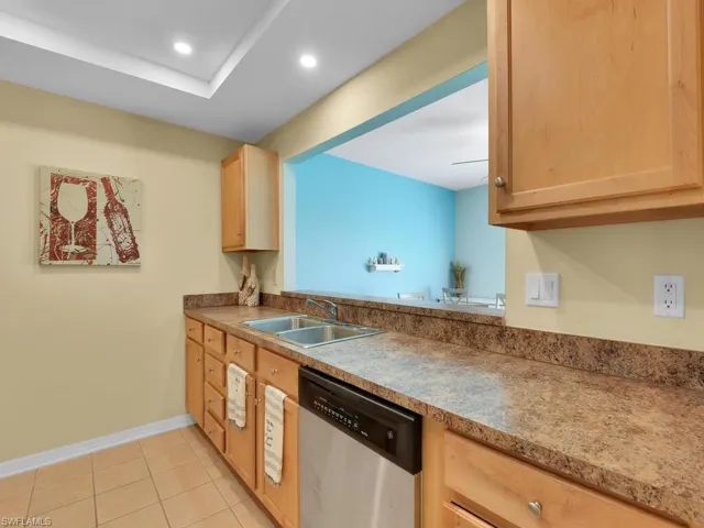 3332 N Key  DR, North Fort Myers, FL 33903