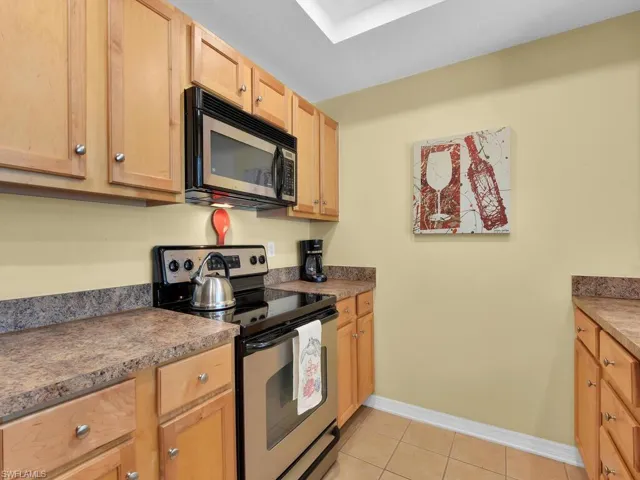3332 N Key  DR, North Fort Myers, FL 33903