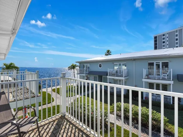 3332 N Key  DR, North Fort Myers, FL 33903