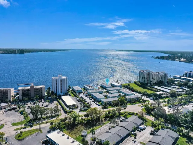 3332 N Key  DR, North Fort Myers, FL 33903