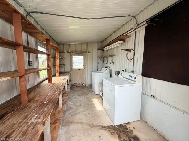Exterior shed w/ laundry