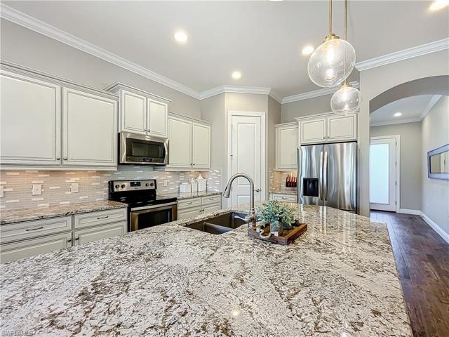 11623  Golden Oak  TER, Fort Myers, FL 33913