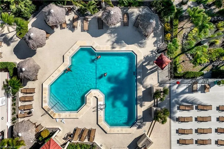 Heated pool, Tennis, Pickleball, BBQ, Fitness Center, Social Room